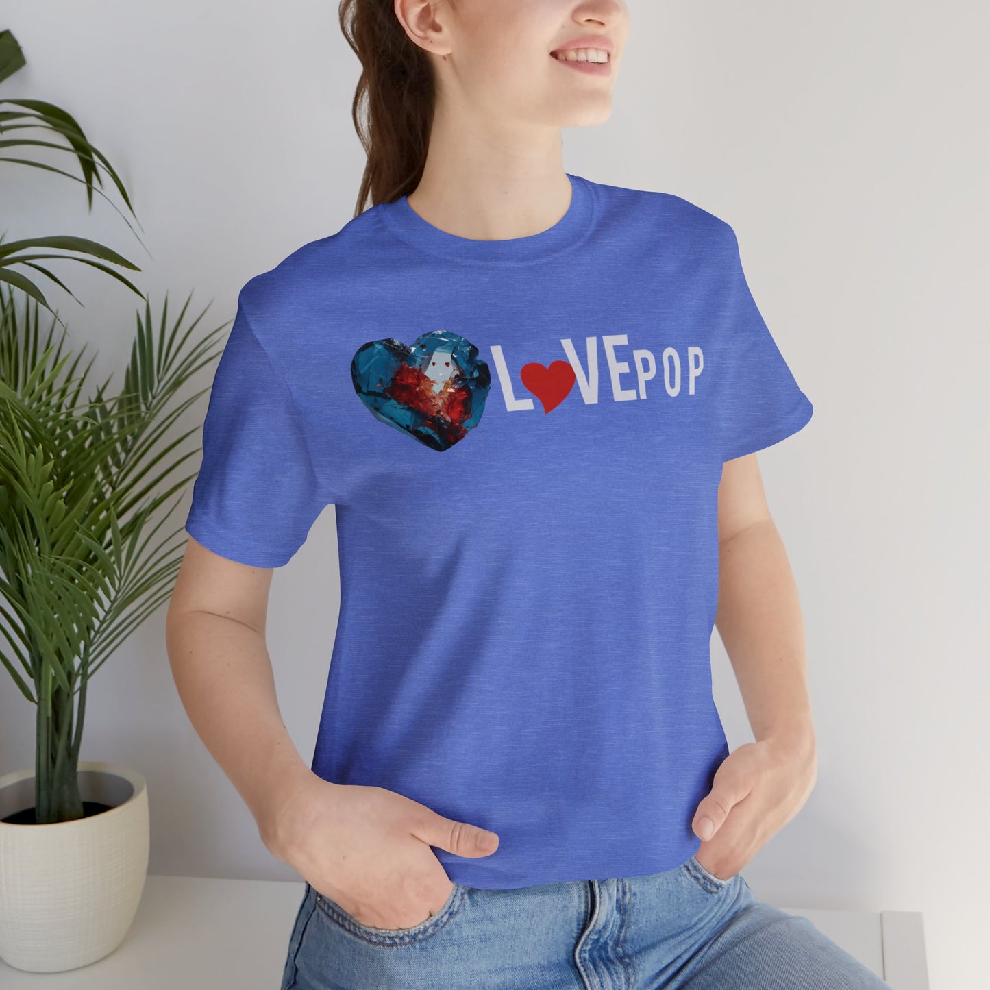 L♡VEpop T-Shirt