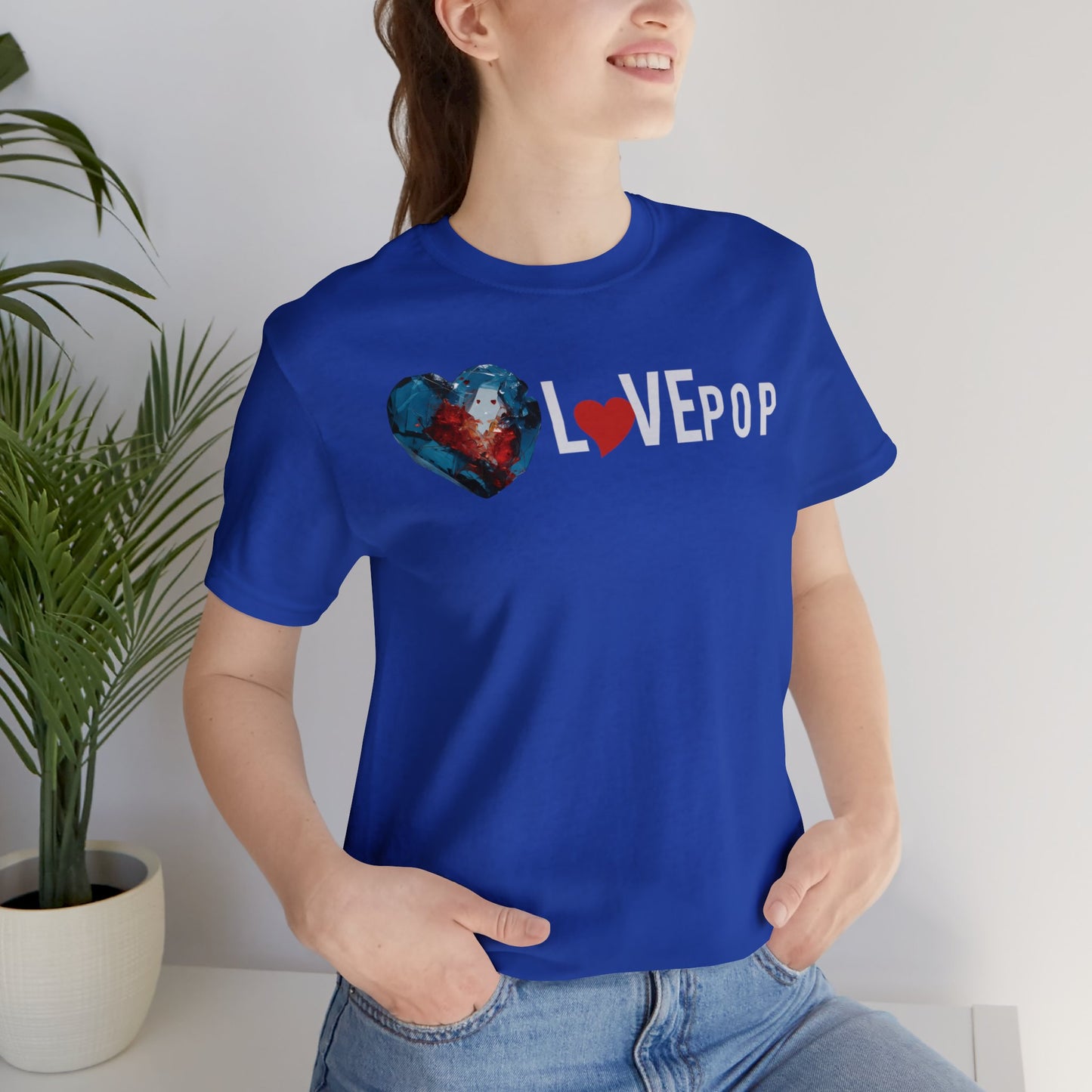 L♡VEpop T-Shirt