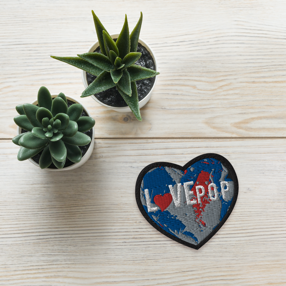 L♡VEpop Embroidered Patch